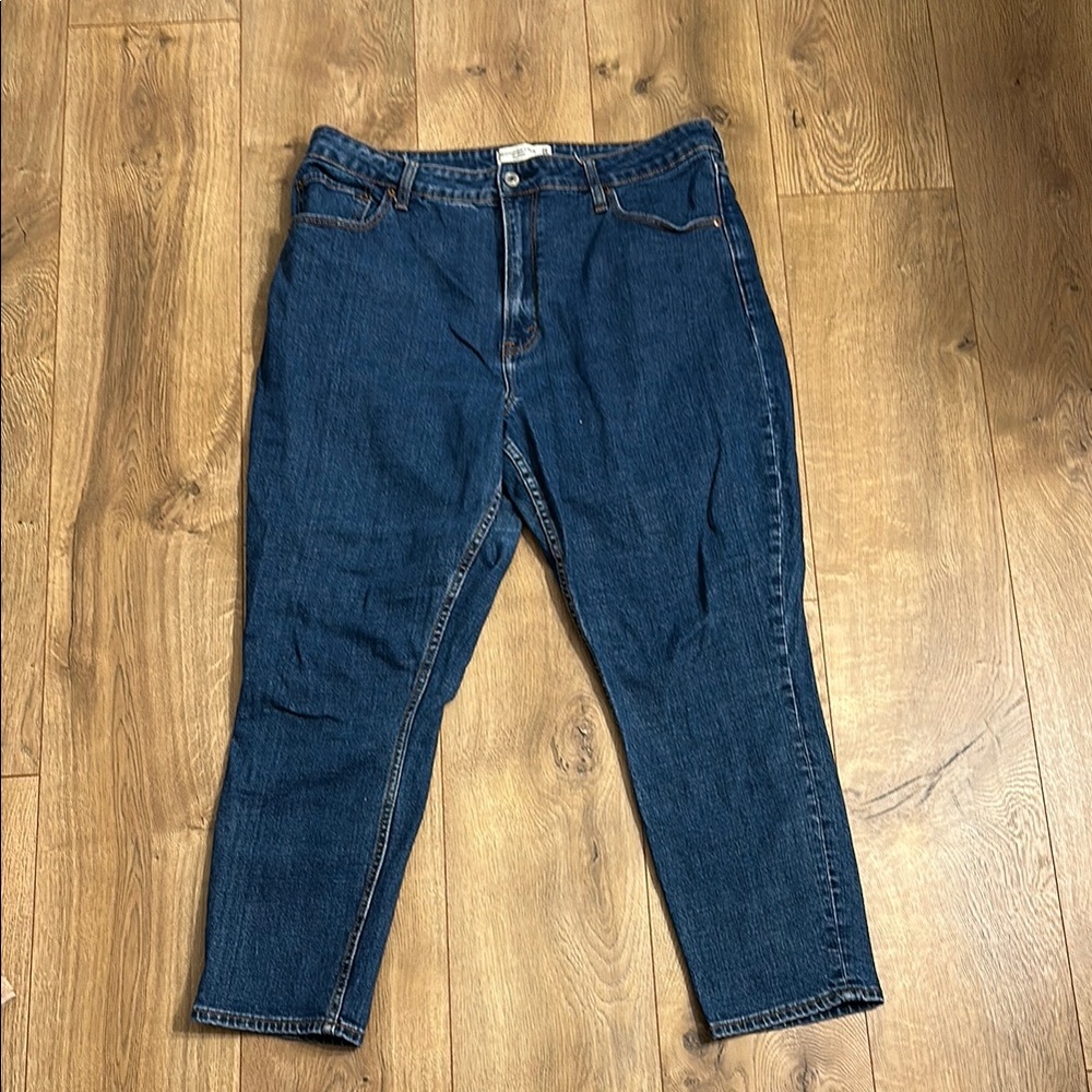 Classic Blue Denim Jeans curve love Abercrombie the skinny high rise